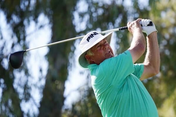 Jim Furyk moves into position to win Schwab Cup AP News